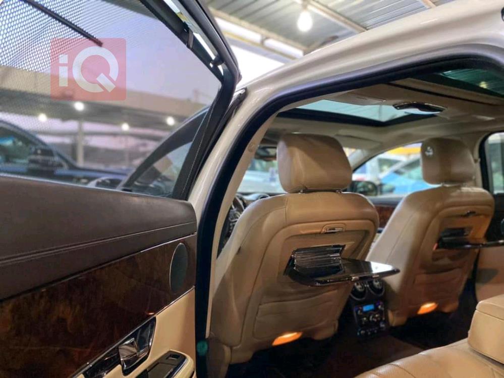 جاگوار XJ